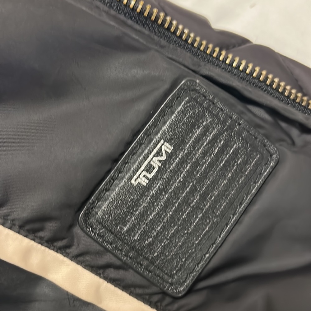 Tumi M Packable Black Jacket - image 5